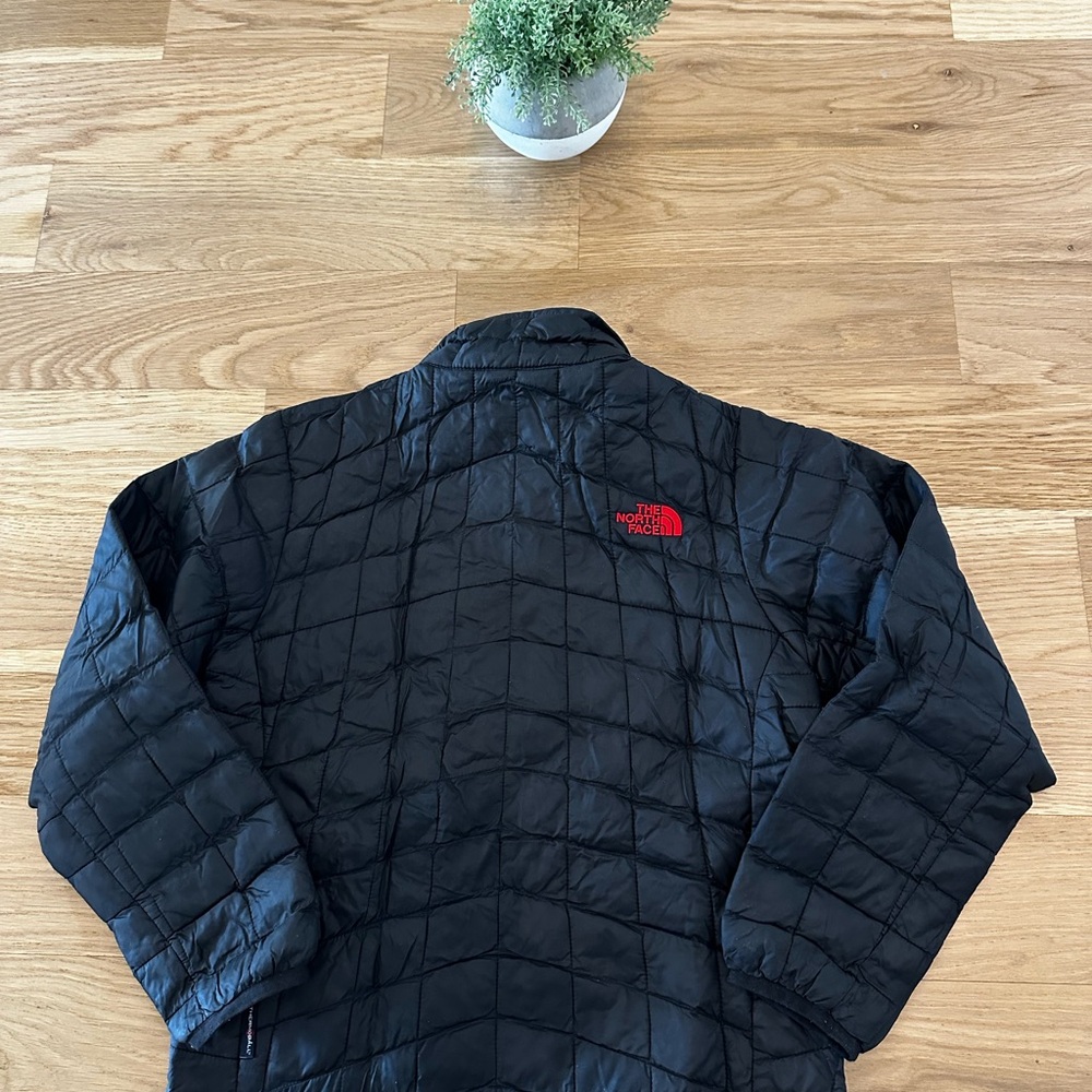 North Face boys black jacket size small